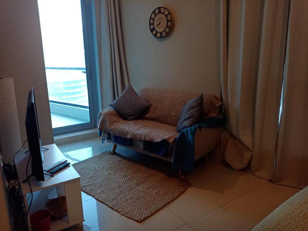 Studio - Bay Central Tower Leilighet Dubai Eksteriør bilde